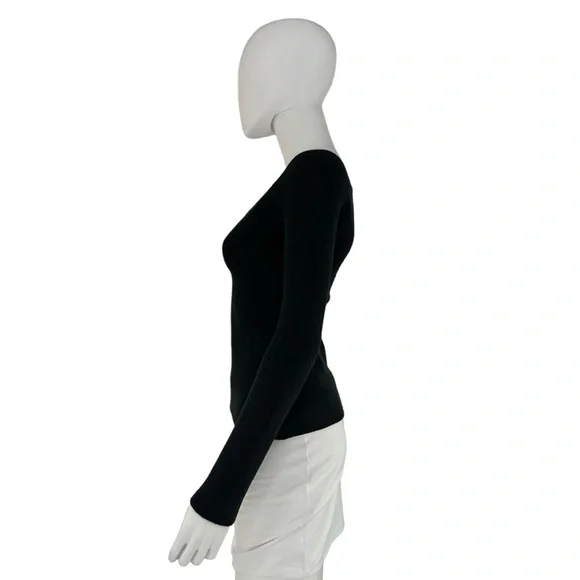 Tuckernuck NEW Black Knit Nicola Compression Off the Shoulder V Neck Top Size L - Picture 8 of 9